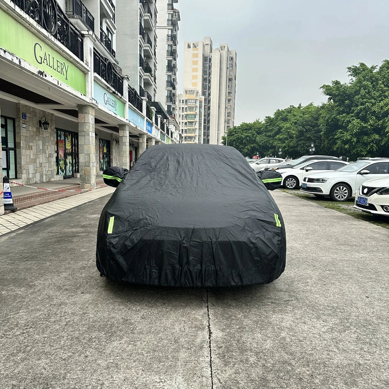 Capa Protetora para Carros com Tiras Refletivas e Fixação com Bandagem