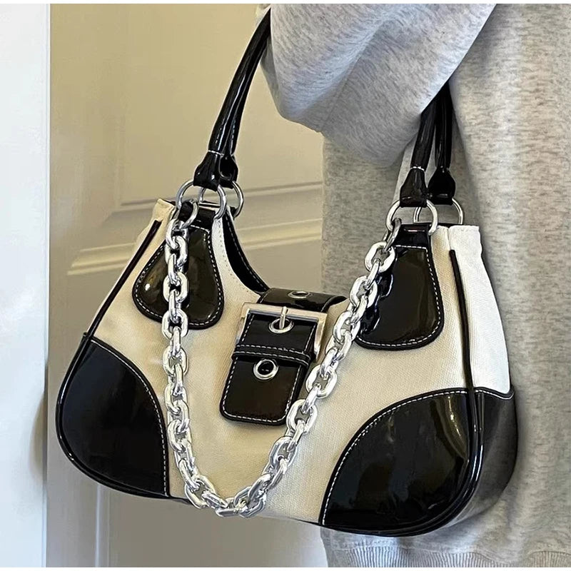 Bolsa de ombro com emenda contrastante para senhoras, corrente, bolsa tiracolo, vintage, couro envernizado, bolsa de axilas de lona, doce e legal meninas, 2023